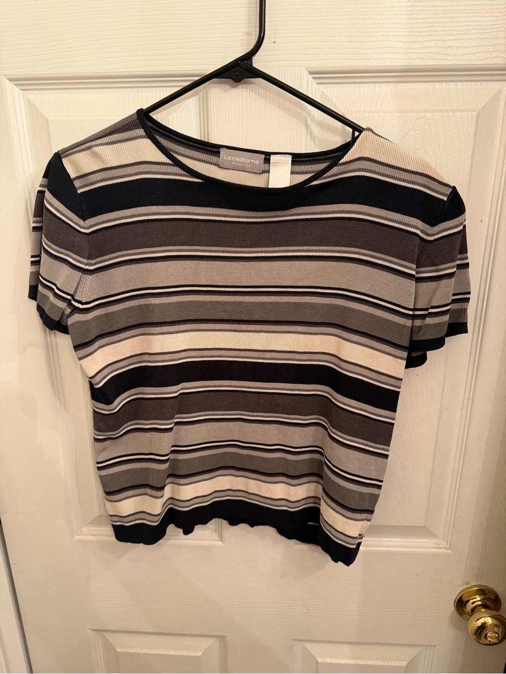 Liz Claiborne Black, Gray & Cream Striped Short Sleeve Tee